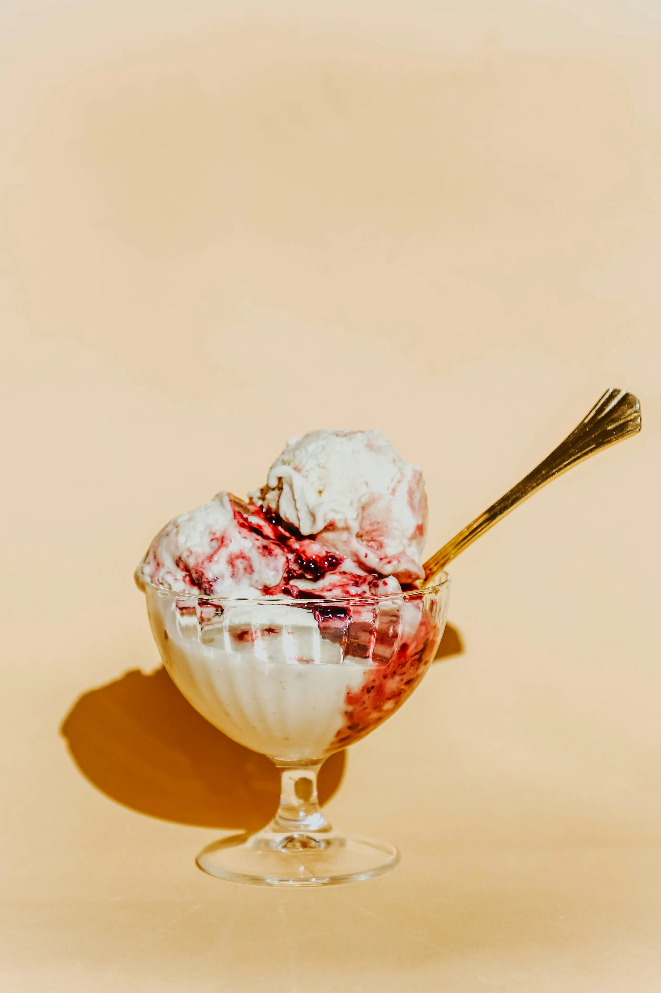 /images/icecream/webp/flavors/kelsey-curtis-dIs-MqalSSE-unsplash.webp